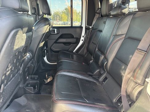 Used 2020 Jeep Gladiator Rubicon image 32
