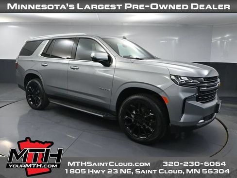 Used 2024 Chevrolet Tahoe LT w/ Luxury Package AWD/4WD image 1