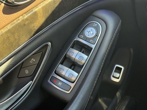 Used 2014 Mercedes-Benz S 550 Sedan w/ Edition 1 Package image 23