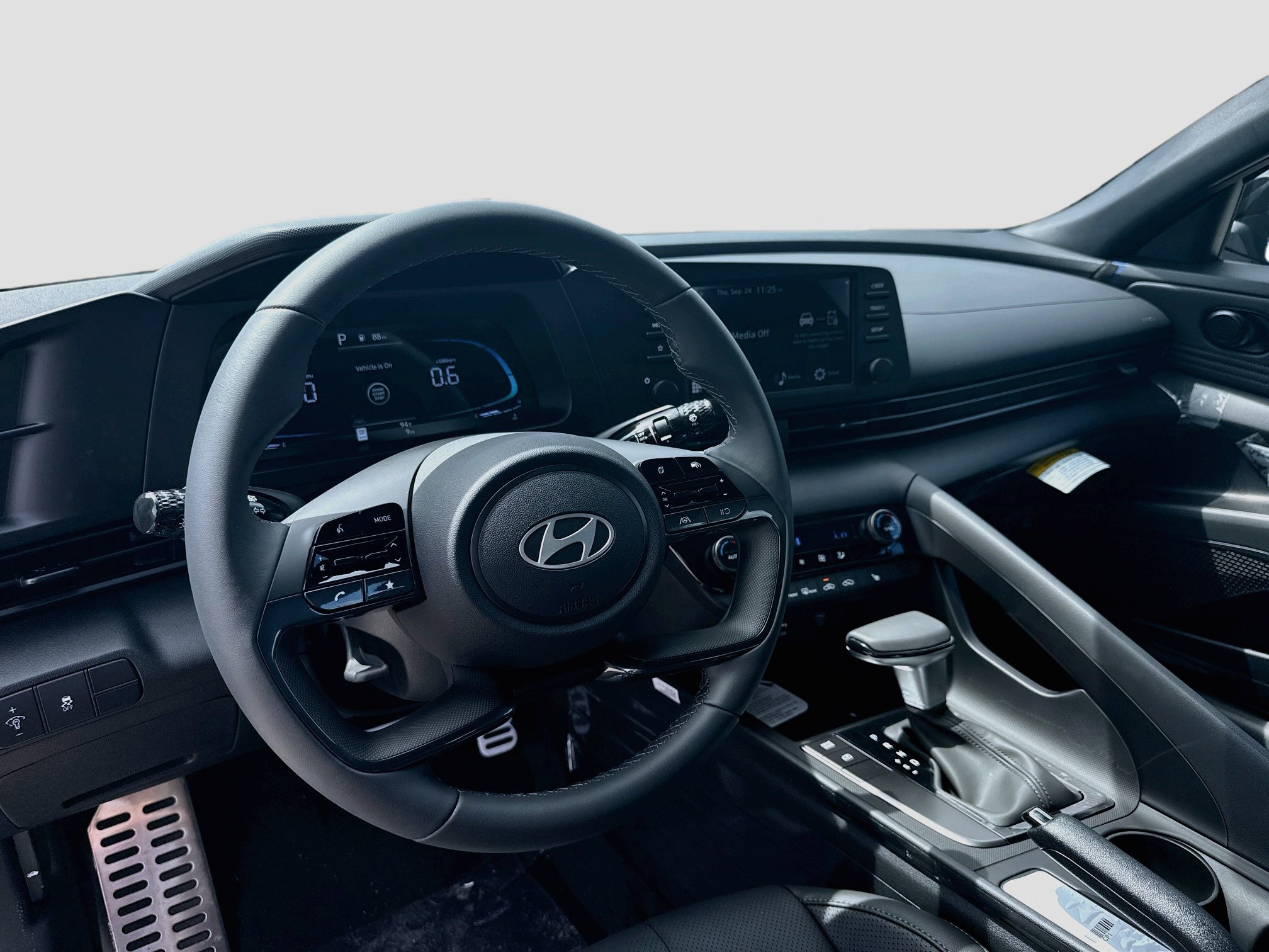 New 2026 Hyundai Elantra SEL Sport FWD image 7