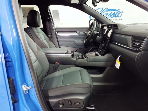 New 2026 GMC Terrain AT4 w/ Convenience Package III image 11