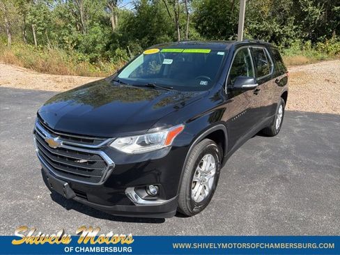 Used 2020 Chevrolet Traverse LT image 1
