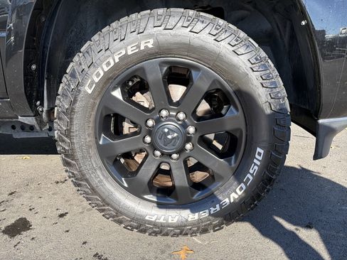 Used 2019 RAM 2500 Laramie image 13