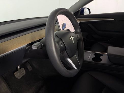 Used 2023 Tesla Model 3 Standard Range image 20