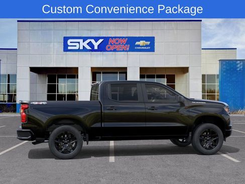 New 2025 Chevrolet Silverado 1500 Custom image 5