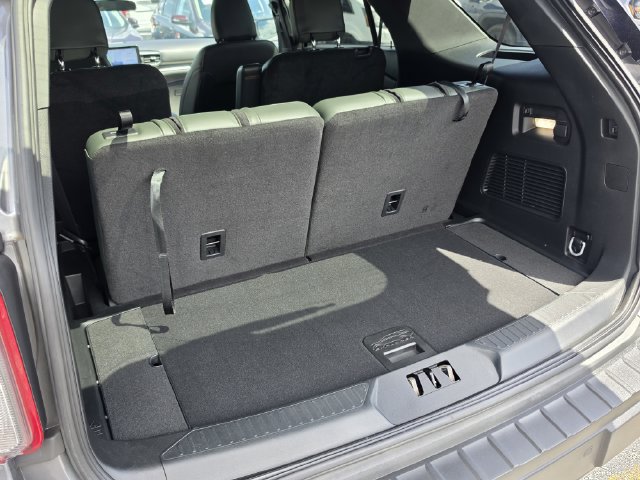 Used 2023 Ford Explorer Timberline AWD/4WD image 6