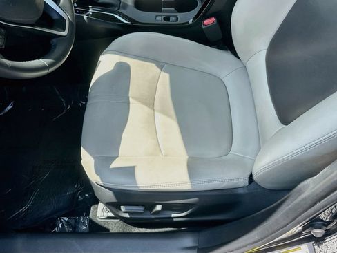 Used 2024 Toyota Corolla XLE FWD image 18