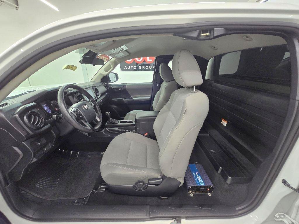 Used 2020 Toyota Tacoma SR RWD image 16