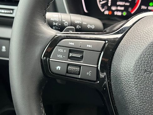 Used 2024 Honda Pilot EX-L image 29