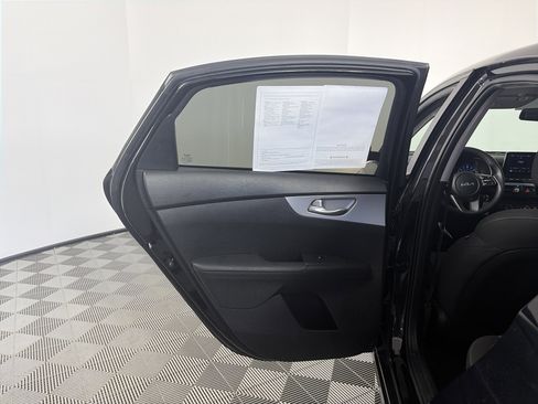 Certified 2023 Kia Forte LXS w/ LXS Technology Package image 30