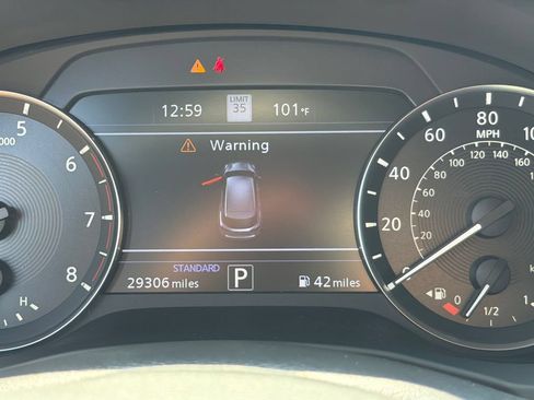 Used 2023 INFINITI QX50 Sport FWD image 28