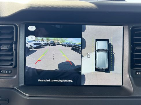 New 2025 Ford Bronco Badlands image 27