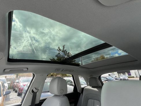 Used 2021 Audi Q5 2.0T Premium Plus image 16