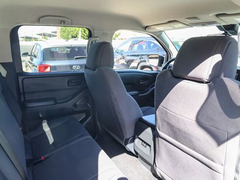 Used 2025 Nissan Frontier S RWD image 16