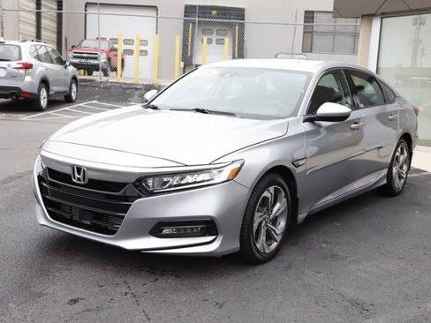 Used 2018 Honda Accord EX image 8