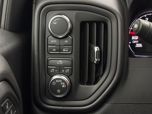 New 2026 GMC Sierra 1500 Pro w/ Pro Value Package AWD/4WD image 19