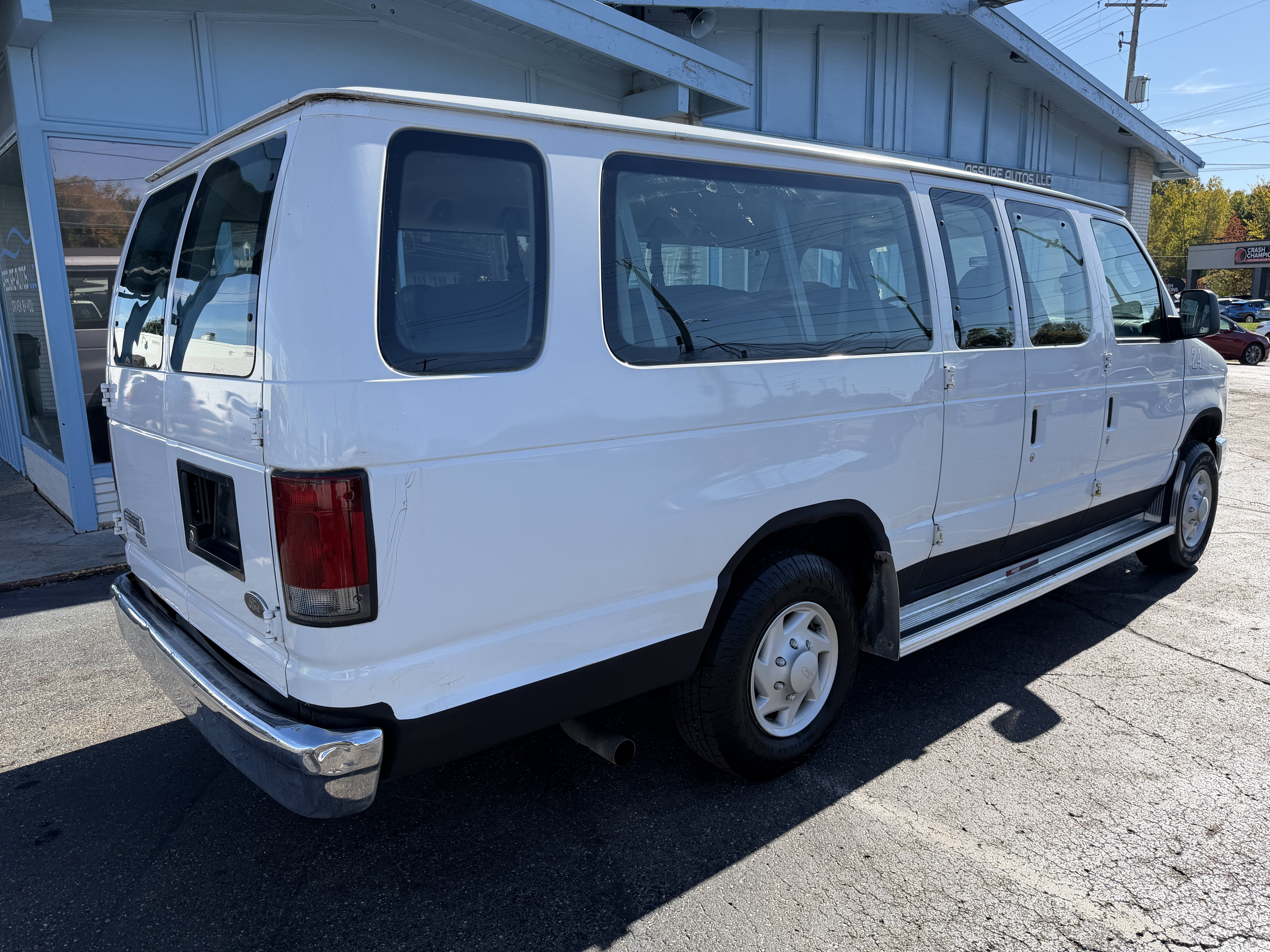 Used 2008 Ford E-350 and Econoline 350 XL RWD image 5