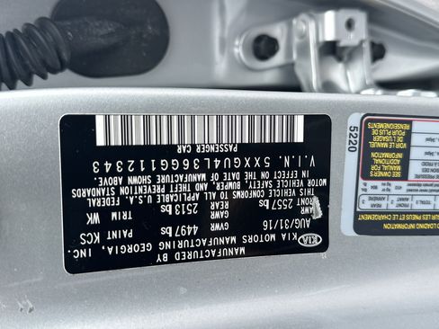 Used 2016 Kia Optima EX w/ Option Group 040 FWD image 36