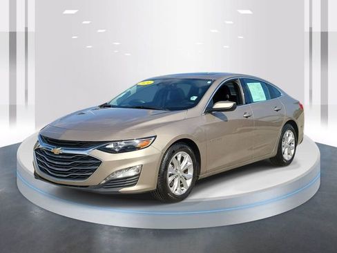 Used 2024 Chevrolet Malibu LT FWD image 3