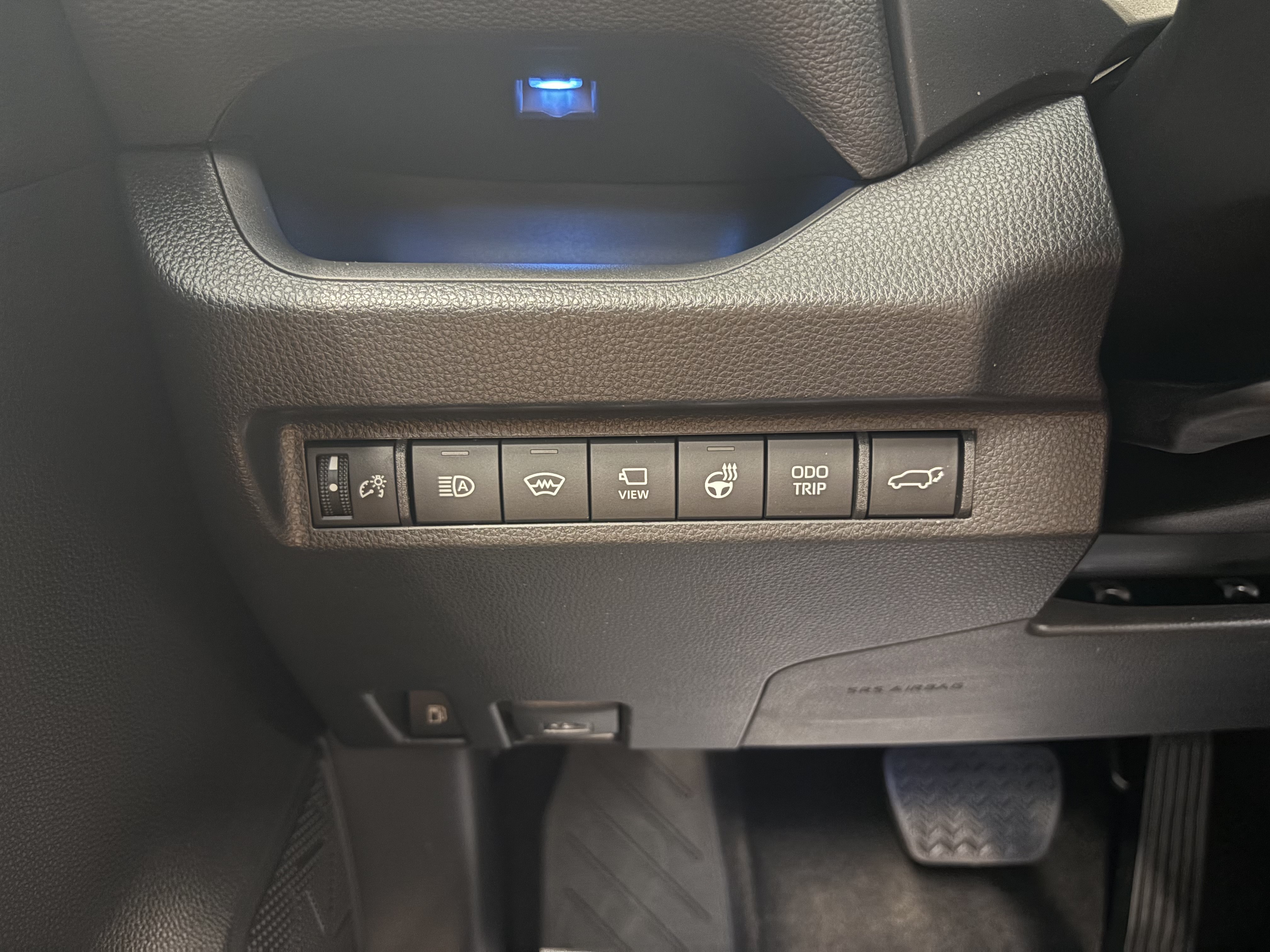 Certified 2025 Toyota RAV4 XSE w/ Premium Package AWD/4WD image 26