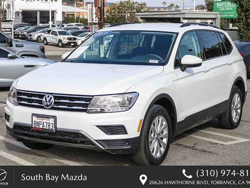 Used 2018 Volkswagen Tiguan S image 3