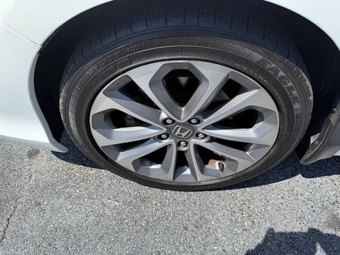 Used 2014 Honda Accord EX-L image 10