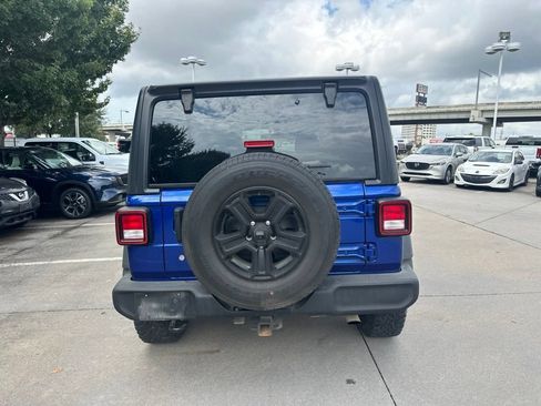Used 2018 Jeep Wrangler Unlimited Sport S AWD/4WD image 6