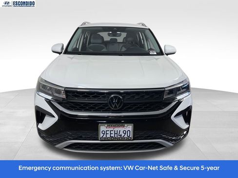 Used 2023 Volkswagen Taos SE FWD image 8