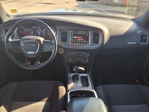 Used 2023 Dodge Charger GT image 3