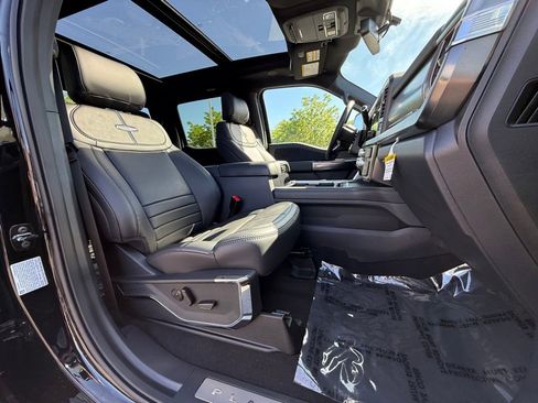 New 2025 Ford F350 Platinum image 26
