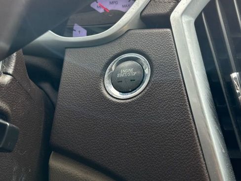 Used 2011 Cadillac SRX Luxury FWD image 33