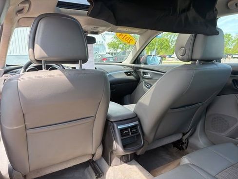 Used 2014 Chevrolet Impala LT w/ Convenience Package FWD image 17