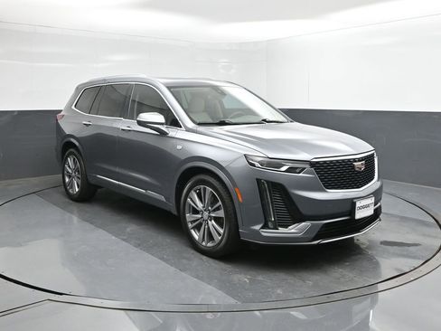 Used 2021 Cadillac XT6 Premium Luxury FWD image 26