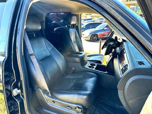 Used 2013 Chevrolet Tahoe LT AWD/4WD image 13
