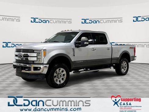 Used 2017 Ford F250 Lariat w/ Lariat Ultimate Package AWD/4WD image 1