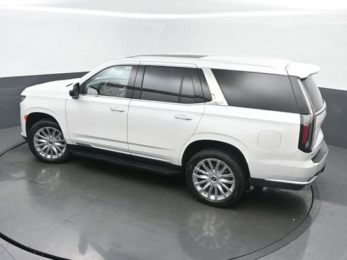 Certified 2023 Cadillac Escalade Premium Luxury AWD/4WD image 40