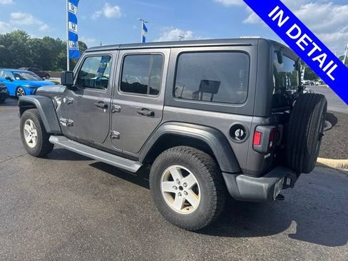 Used 2018 Jeep Wrangler Unlimited Sport S AWD/4WD image 6