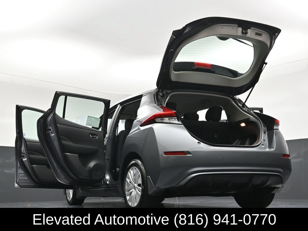 Used 2025 Nissan Leaf S FWD image 35