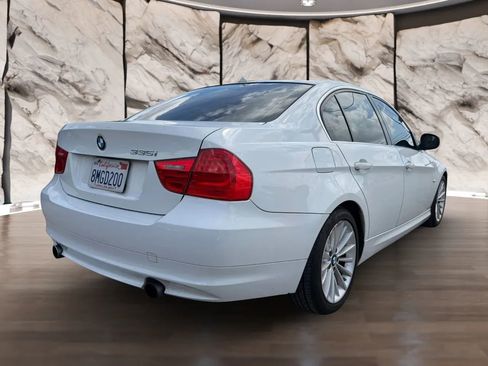 Used 2011 BMW 335i Sedan image 6