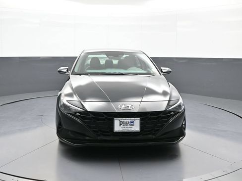 Certified 2023 Hyundai Elantra Blue FWD image 2