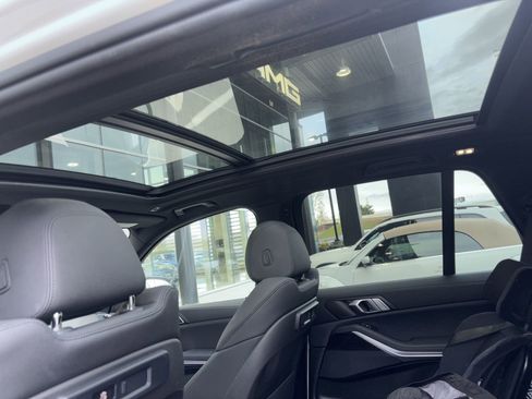 Used 2021 BMW X5 xDrive40i w/ Convenience Package image 12