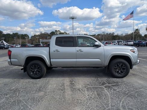 Used 2023 Toyota Tacoma SR5 w/ SR5 Appearance Package image 3