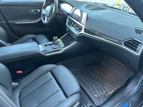 Used 2019 BMW 330i xDrive Sedan w/ Convenience Package image 14