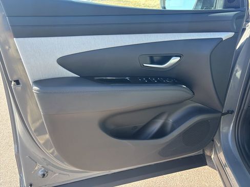 Certified 2025 Hyundai Santa Cruz SEL image 11