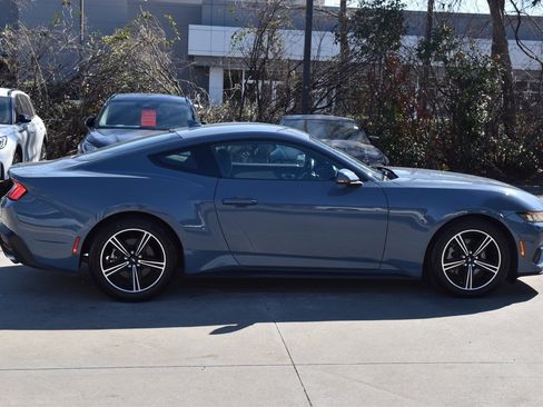 Certified 2025 Ford Mustang Premium image 6