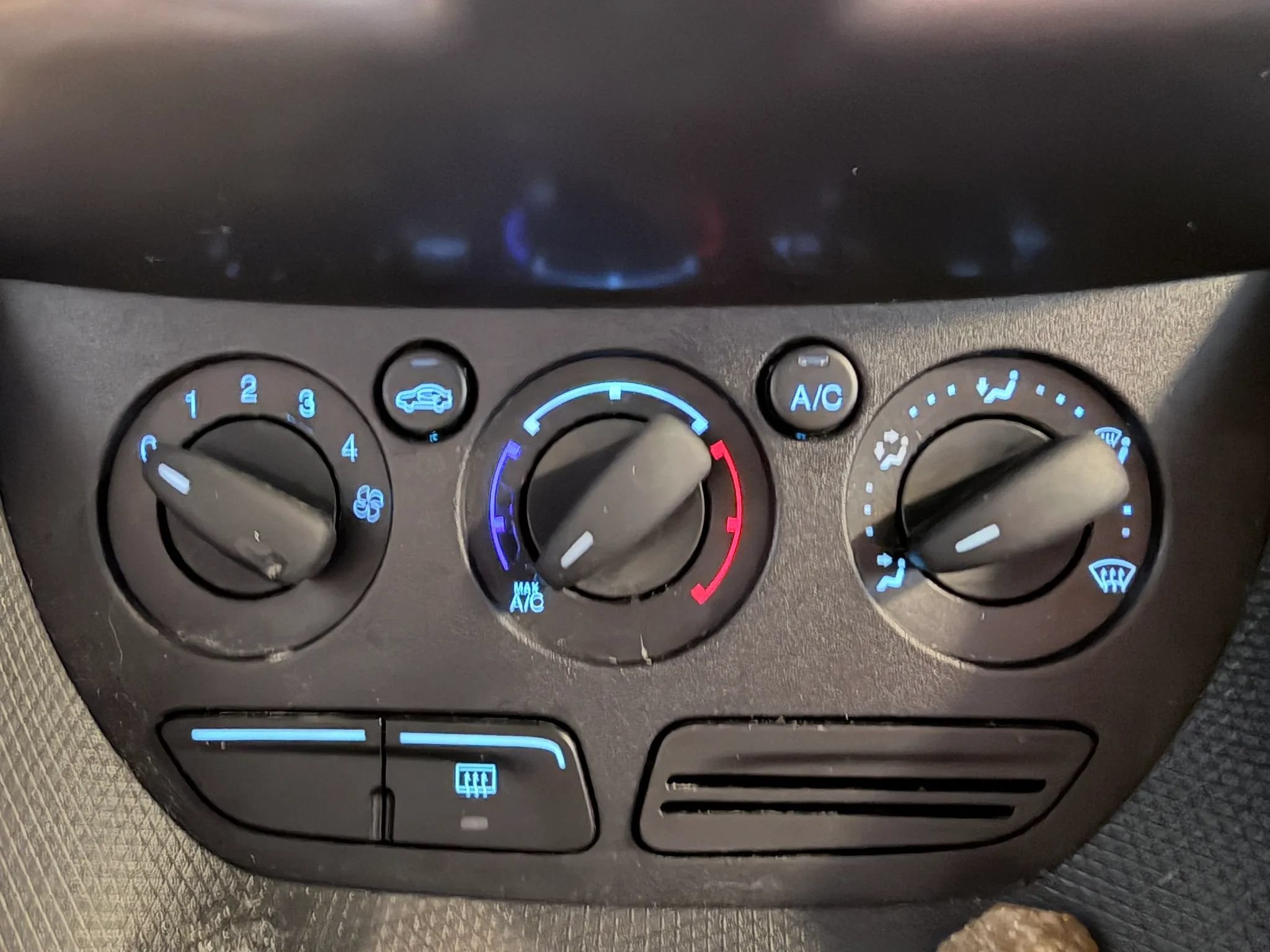 Used 2014 Ford Transit Connect XLT FWD image 22