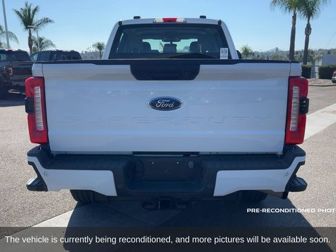 Used 2024 Ford F250 XL w/ STX Appearance Package AWD/4WD image 7