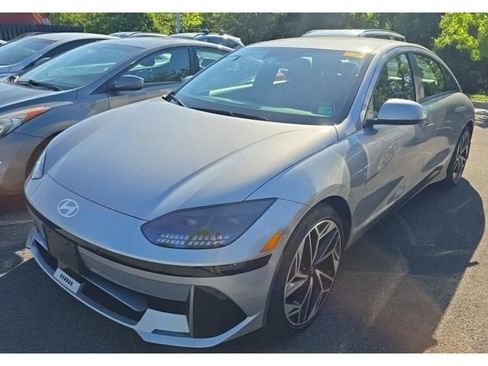 Used 2024 Hyundai Ioniq 6 SEL AWD/4WD image 1