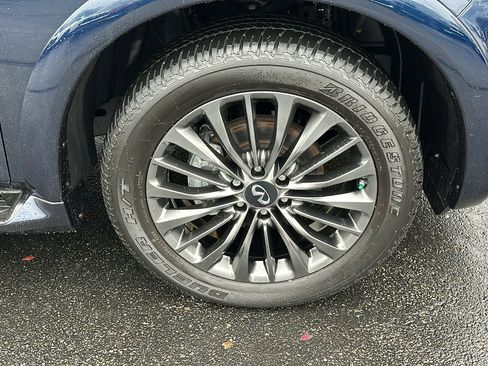 Certified 2023 INFINITI QX80 Premium Select w/ All-Season Package image 9