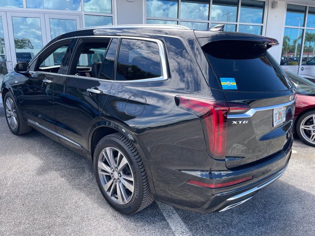 Used 2020 Cadillac XT6 Premium Luxury FWD image 3